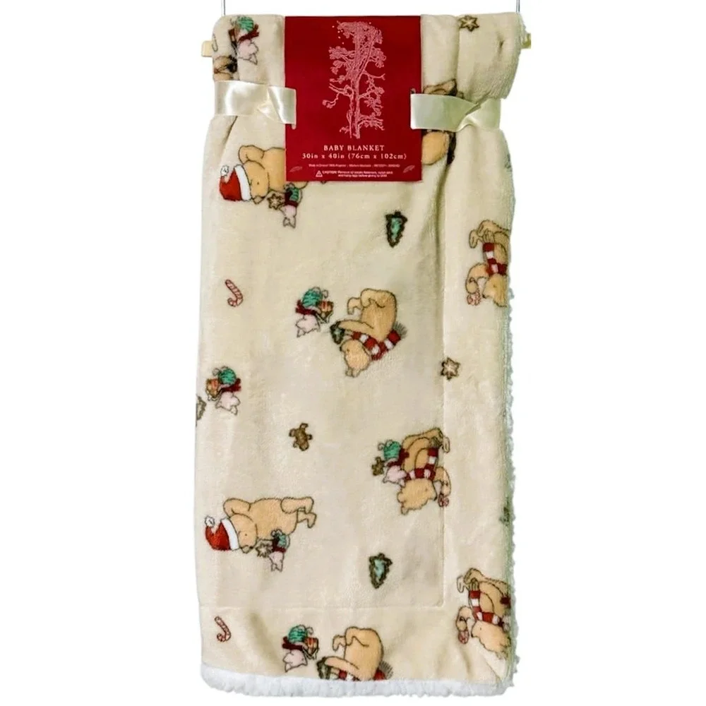 Pooh-Bear-Collection Winnie the Pooh Baby Blanket & Rattle Christmas Gift Set